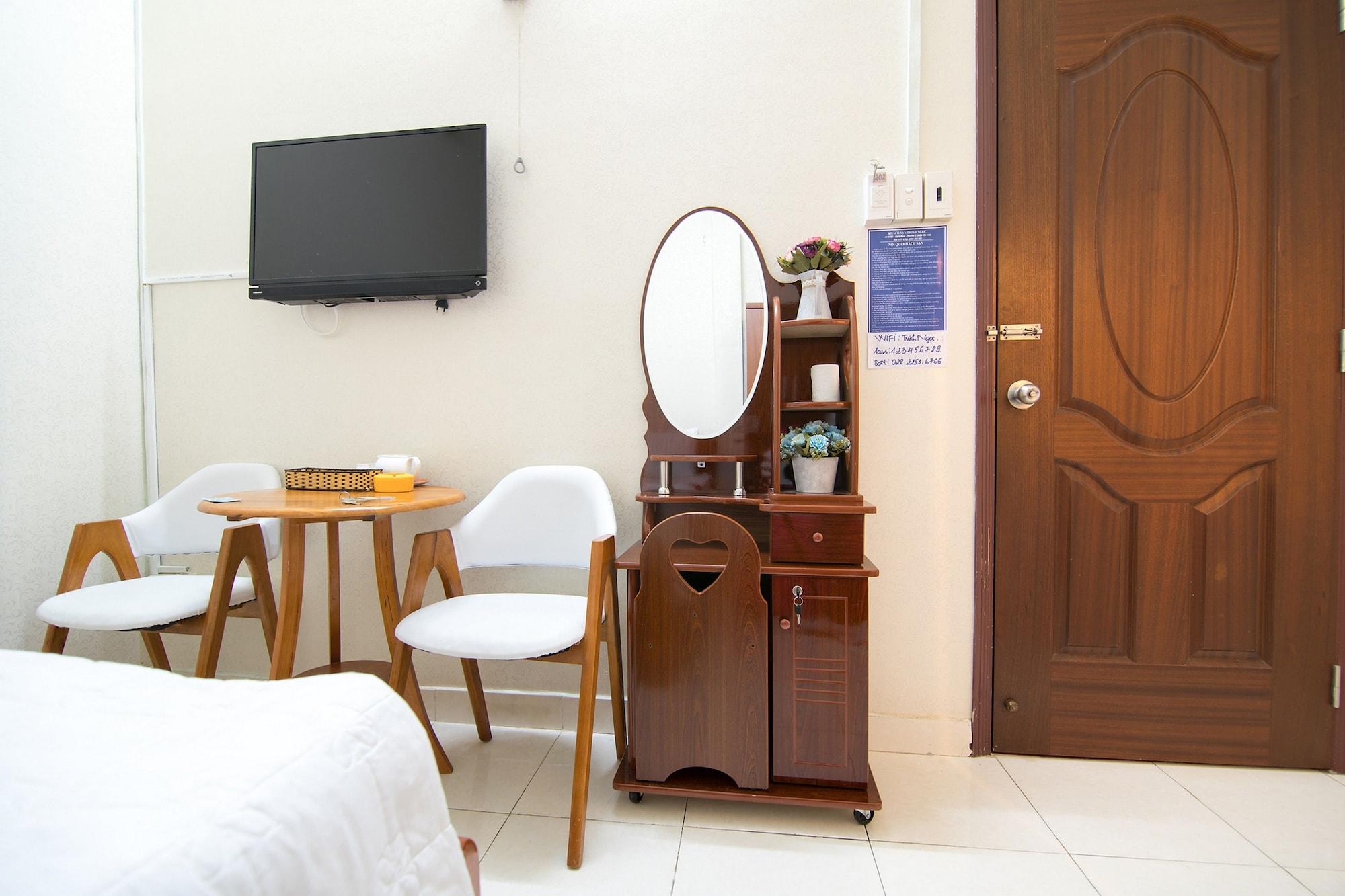 Reddoorz Near Tan Son Nhat Airport 3 Hotel Ho Chi Minh City Exterior photo